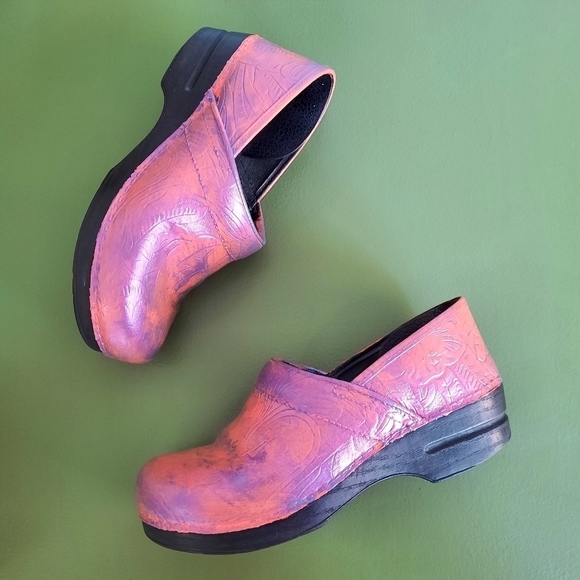 Dansko Orange & Blue Metallic Custom Painted Medical Clogs 40 - Picture 1 of 9